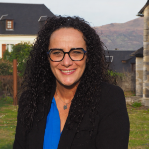 2026-SAMIRA_GROS_PORTRAIT
